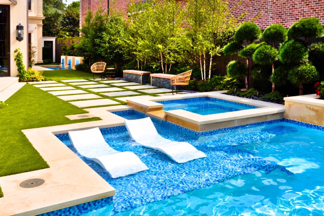 Custom Pool with Tanning Ledges